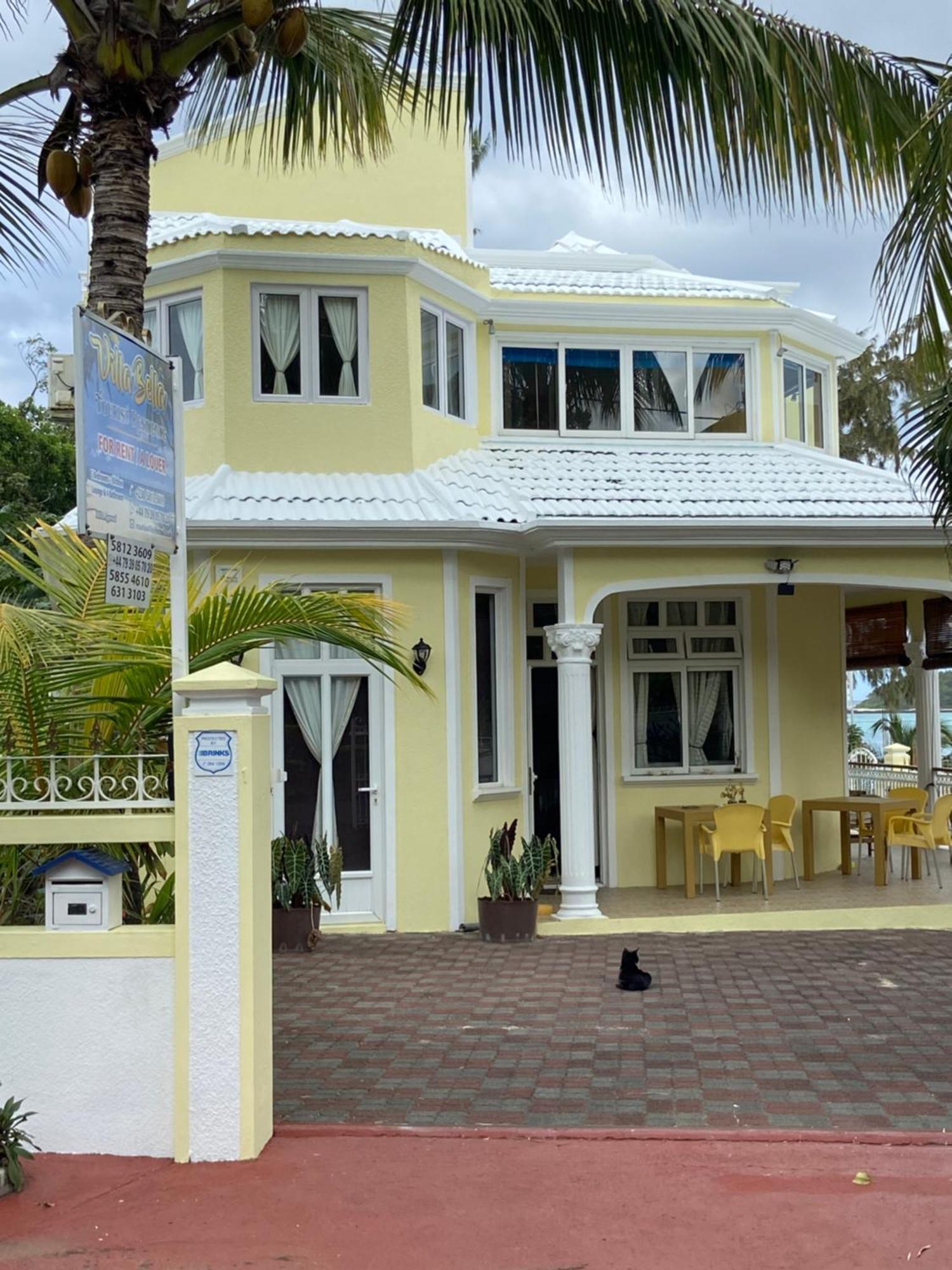Villa Bella Charming Beachfront Guesthouse Blue Bay Εξωτερικό φωτογραφία