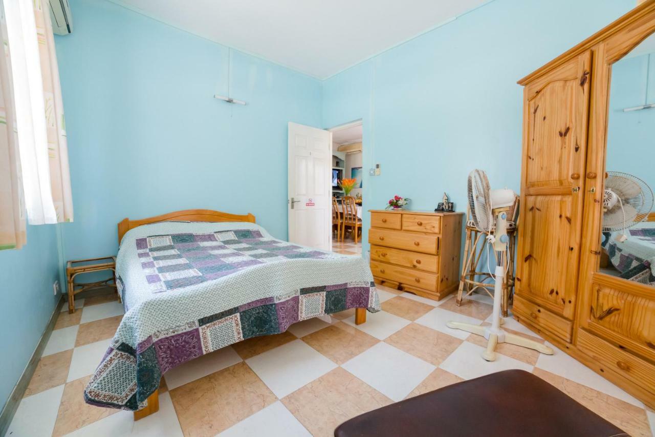 Villa Bella Charming Beachfront Guesthouse Blue Bay Εξωτερικό φωτογραφία